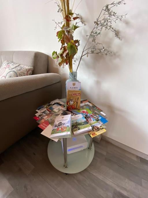 Leo Apart 1 Radfeld Ngoại thất bức ảnh